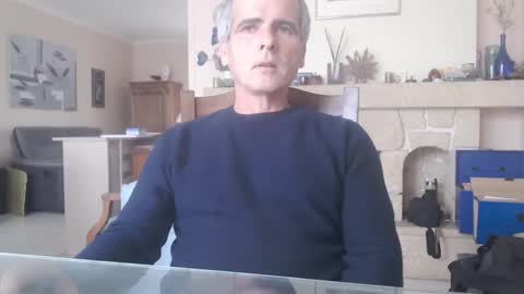 Snapshot of aalex1717 chatting on 10.03.25 Aalex1717 online show from 10.03.25