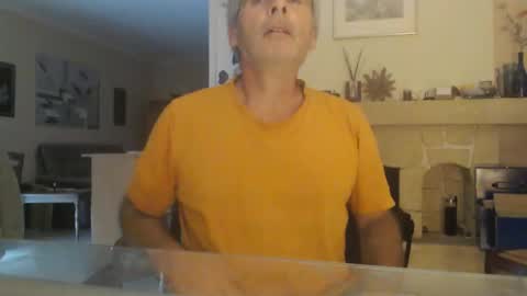 Snapshot of aalex1717 chatting on 10.08.25 Aalex1717 online show from 10.08.25