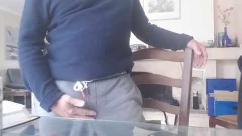 Snapshot of aalex1717 chatting on 10.09.25 Aalex1717 online show from 10.09.25