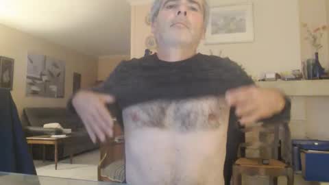 Snapshot of aalex1717 chatting on 10.21.25 Aalex1717 online show from 10.21.25