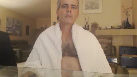 Snapshot of aalex1717 chatting on 10.26.25 Aalex1717 online show from 10.26.25