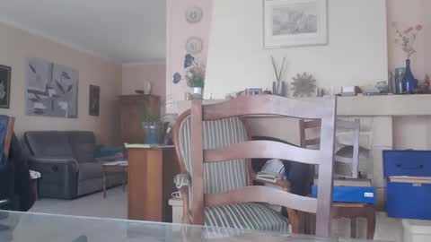 Snapshot of aalex1717 chatting on 10.27.25 Aalex1717 online show from 10.27.25