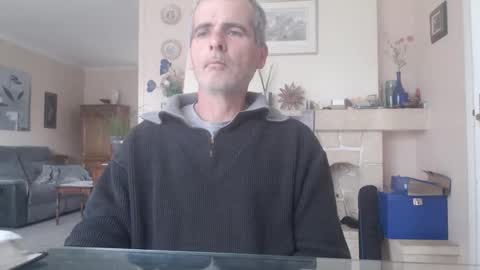 Snapshot of aalex1717 chatting on 10.30.25 Aalex1717 online show from 10.30.25