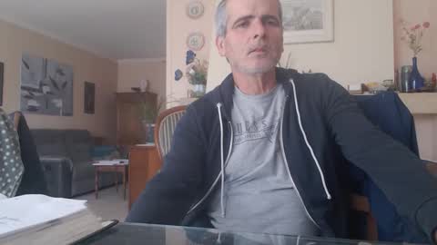 Snapshot of aalex1717 chatting on 10.31.25 Aalex1717 online show from 10.31.25