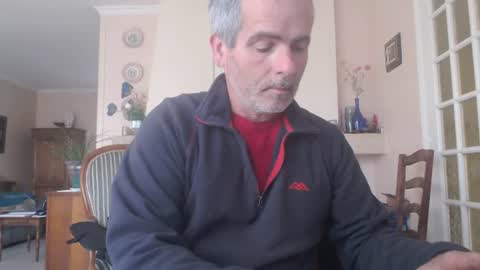 Snapshot of aalex1717 chatting on 11.10.25 Aalex1717 online show from 11.10.25