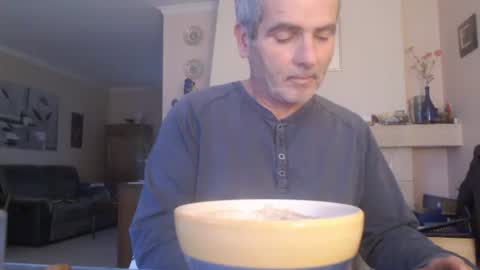 Snapshot of aalex1717 chatting on 11.17.25 Aalex1717 online show from 11.17.25