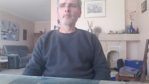 Snapshot of aalex1717 chatting on 12.14.25 Aalex1717 online show from 12.14.25