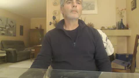 Snapshot of aalex1717 chatting on 12.15.25 Aalex1717 online show from 12.15.25