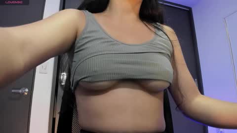 andrea online show from 11.26.25