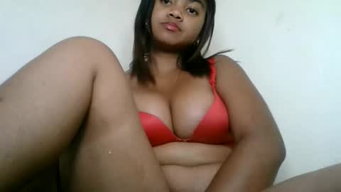 Snapshot of aariciah chatting on 05.13.26 aariciah online show from 05.13.26