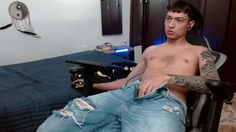 Snapshot of aarman_bannana chatting on 11.23.25 aarman online show from 11.23.25