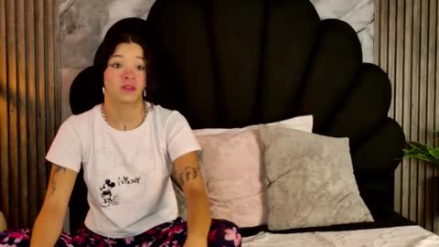 Snapshot of aaron_and_alahya chatting on 12.14.25 aaron_and_alahya online show from 12.14.25