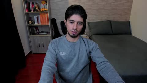 Aaron online show from 02.05.25