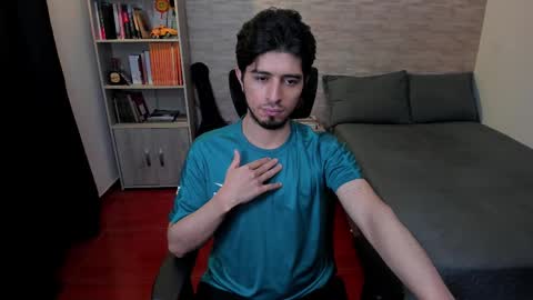 Aaron online show from 02.12.25