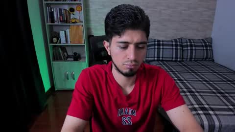 Aaron online show from 09.12.25