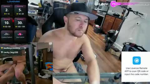 Snapshot of aaron_skye chatting on 11.26.25 Aaron Skye online show from 11.26.25