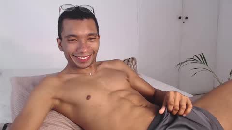 Heyy my name is Aaron online show from 02.14.25