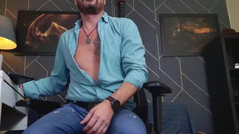 Aaron online show from 11.05.25