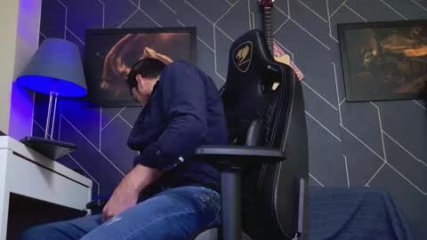 Aaron online show from 11.19.25