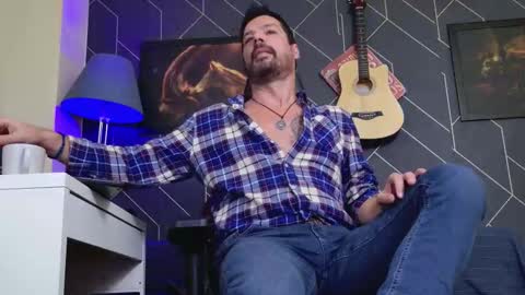 Aaron online show from 11.20.25