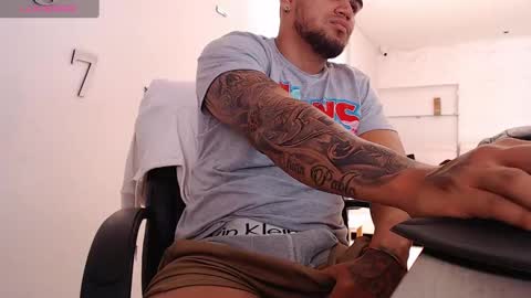 ig aaron hunter123 online show from 03.08.25