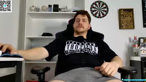 Aaron  online show from 06.12.26