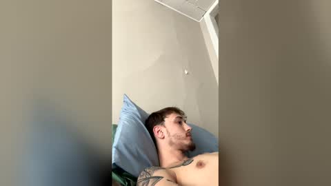 Snapshot of aazdaan chatting on 04.01.26 aazdaan online show from 04.01.26