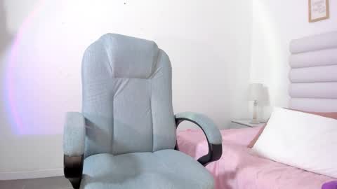 abbey_walker online show from 09.13.25