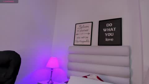 abbey_walker online show from 01.17.26