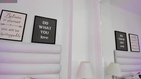 abbey_walker online show from 02.04.26