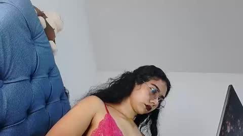 Snapshot of abbi_moon chatting on 02.18.25 Martina online show from 02.18.25