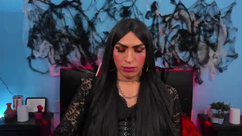 Abbigail Fuster  online show from 12.11.24