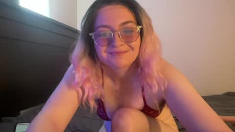 Abbi Willow online show from 05.02.26