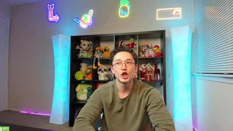 Snapshot of abbuddy920236 chatting on 12.24.24 buddy online show from 12.24.24