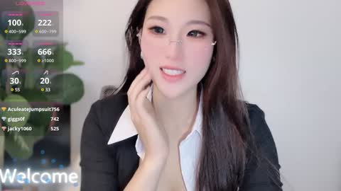 Snapshot of abby_chuchu chatting on 12.27.24 CN-ChuChu online show from 12.27.24