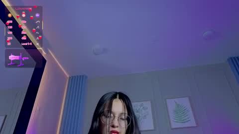 Snapshot of abby_dreamss chatting on 06.05.26 Abby online show from 06.05.26