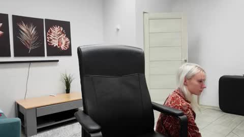 ABBY LAKER online show from 11.06.25