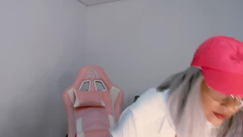 May  Imstagram  online show from 02.11.25