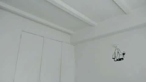 Laura  online show from 05.30.26