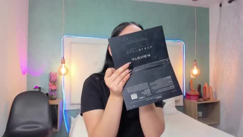 Abby Dixon  online show from 12.17.25