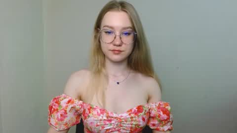 Abby Lovense is active online show from 07.07.26