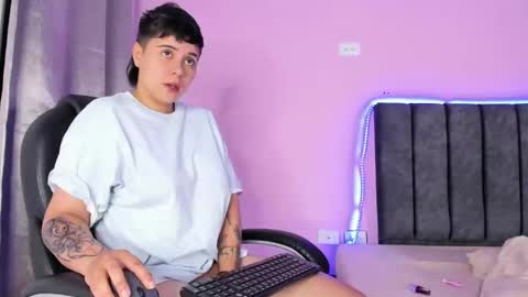 Abby Smith online show from 01.08.25