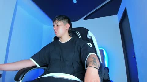 Abby Smith online show from 01.12.25