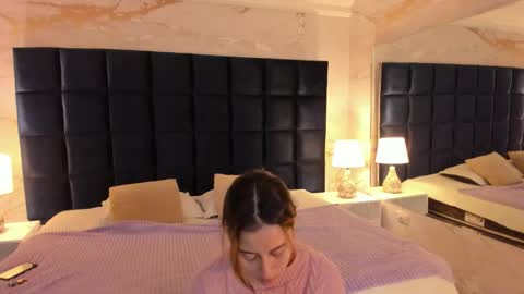 Snapshot of abbysweet1_ chatting on 12.04.25 Abigail online show from 12.04.25