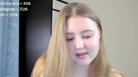 Snapshot of abbywyte chatting on 12.14.24 Abby    Stream at Sat  Sun  Mon  Fri online show from 12.14.24