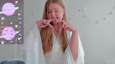 Snapshot of abbywyte chatting on 09.12.25 Abby    Stream at Sat  Sun  Mon  Fri online show from 09.12.25