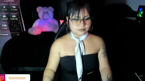 Snapshot of abbyxlee chatting on 02.12.25     online show from 02.12.25