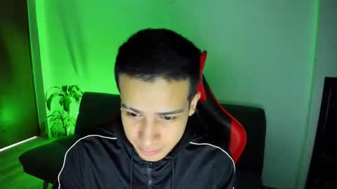 Independence model AbelAsburgo online show from 03.12.26