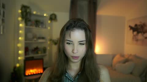 Snapshot of abella_danger_x chatting on 12.22.24 abella_danger_x online show from 12.22.24