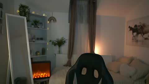 Snapshot of abella_danger_x chatting on 01.21.25 abella_danger_x online show from 01.21.25